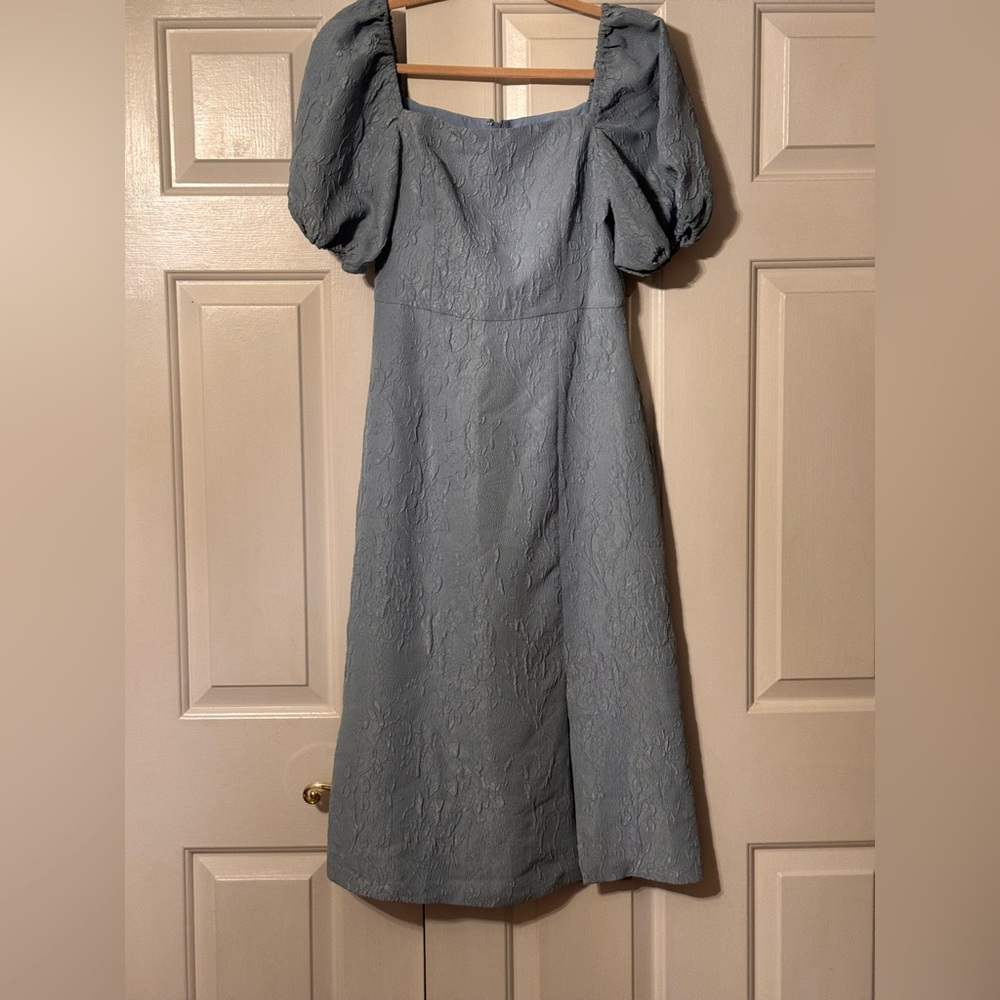 Sachin & Babi Light blue midi dress with slit size 4